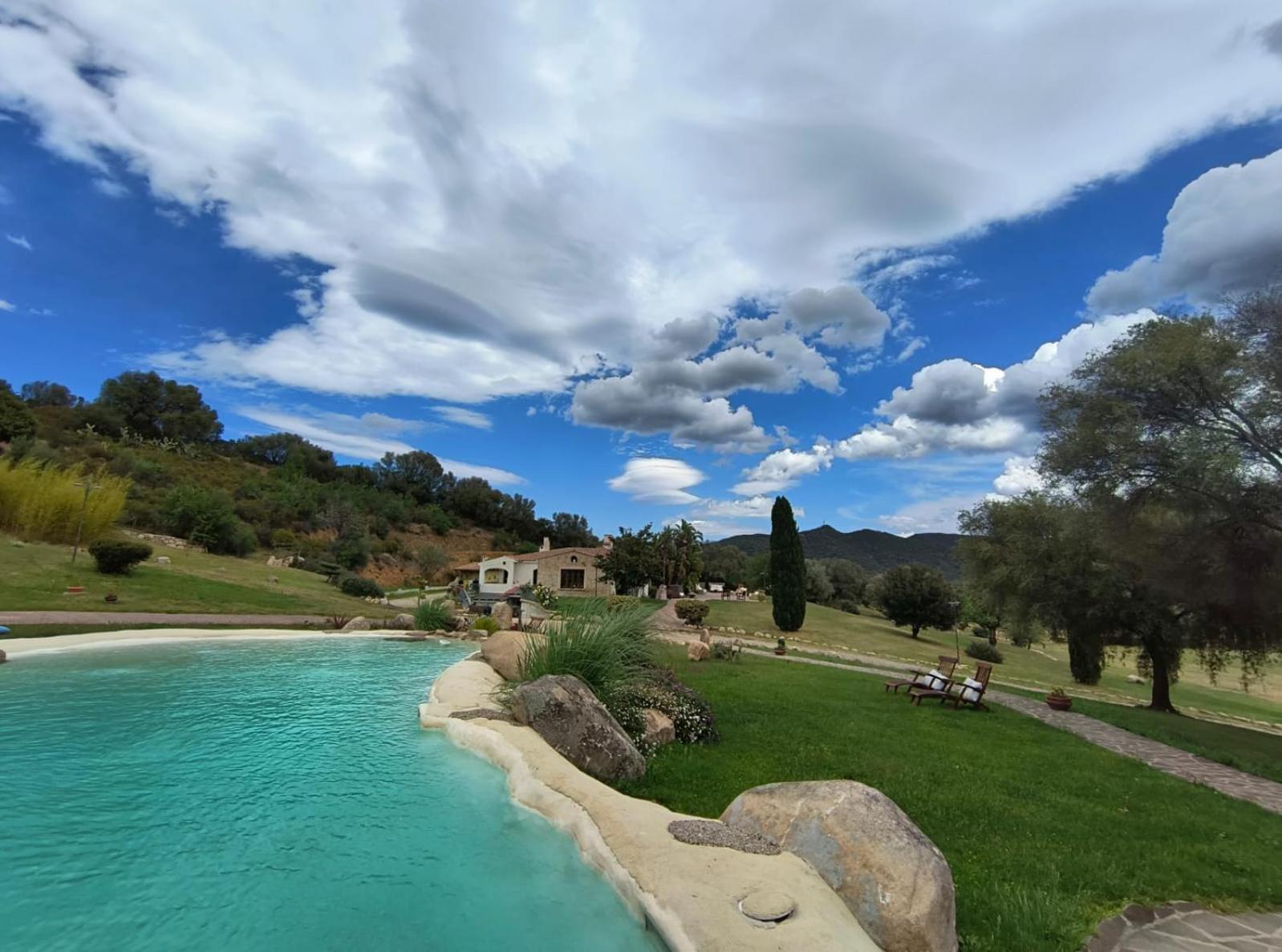 Tenuta Le Terre 1927 Guest House San Teodoro  Exterior photo